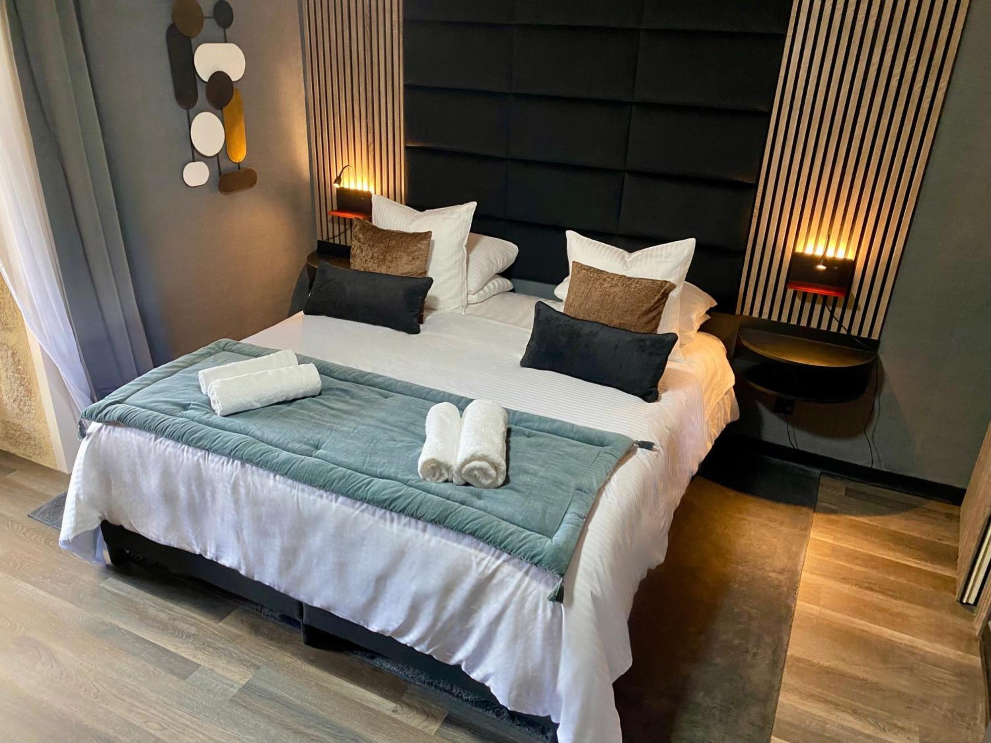 Bed and Breakfast Domaine Valenquercy Cazillac Exterior foto